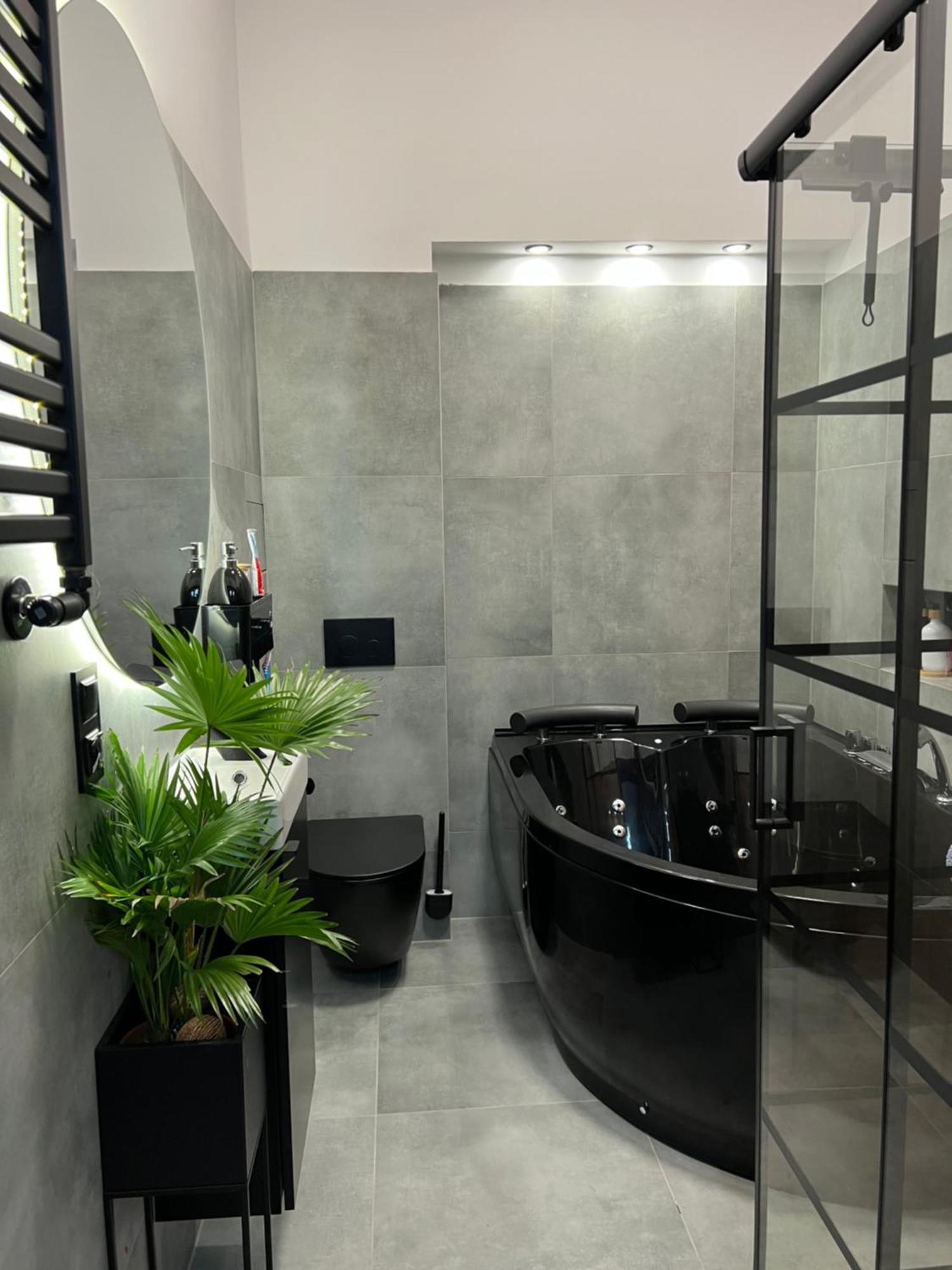 Loft W Centrum Z Jacuzzi Wroclaw Exterior photo
