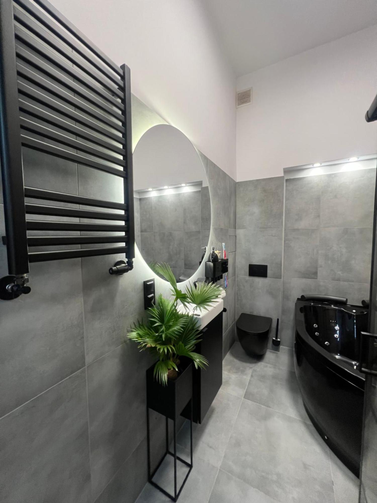 Loft W Centrum Z Jacuzzi Wroclaw Exterior photo