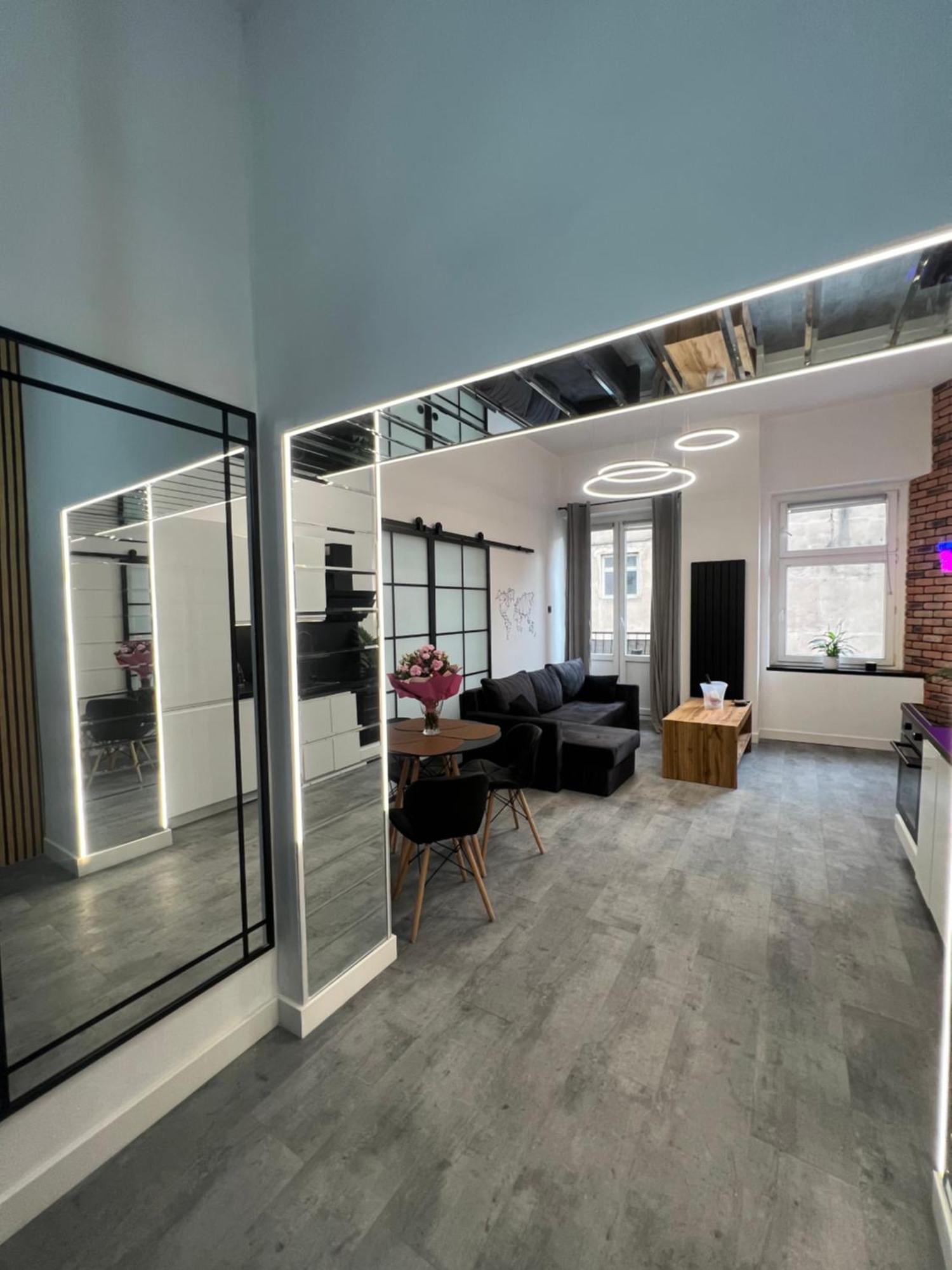 Loft W Centrum Z Jacuzzi Wroclaw Exterior photo